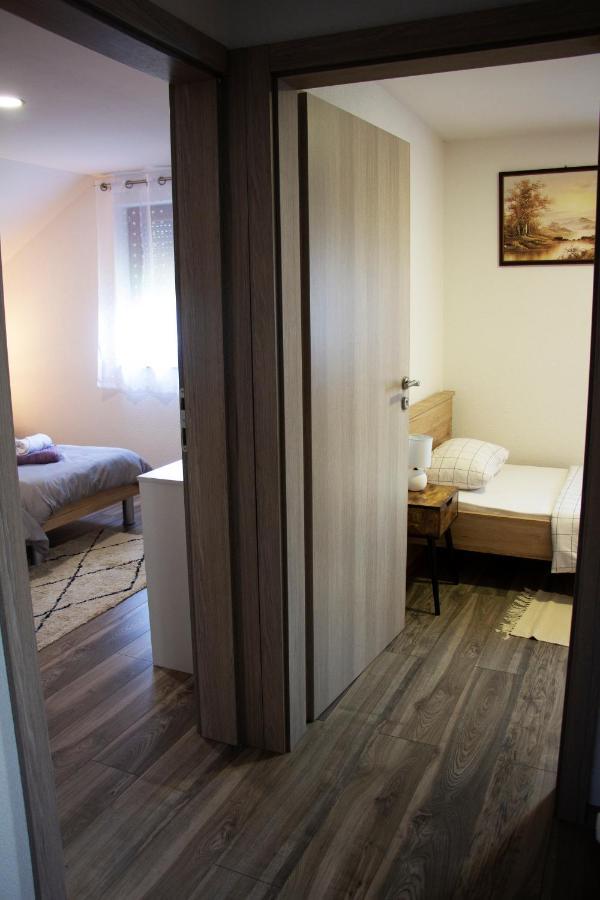 Ferienwohnung Timeless Gospić Exterior foto